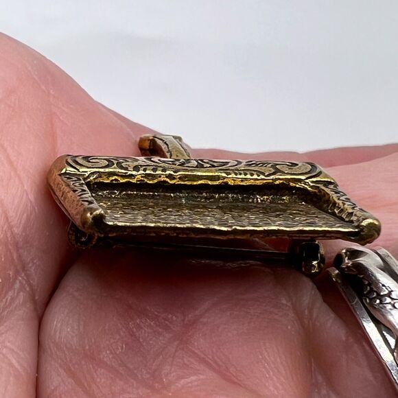 Signed Robert ZENTALL Vintage Crumb Catcher Dust Pan BROOCH Pin Costume Jewelry - Picture 4 of 6